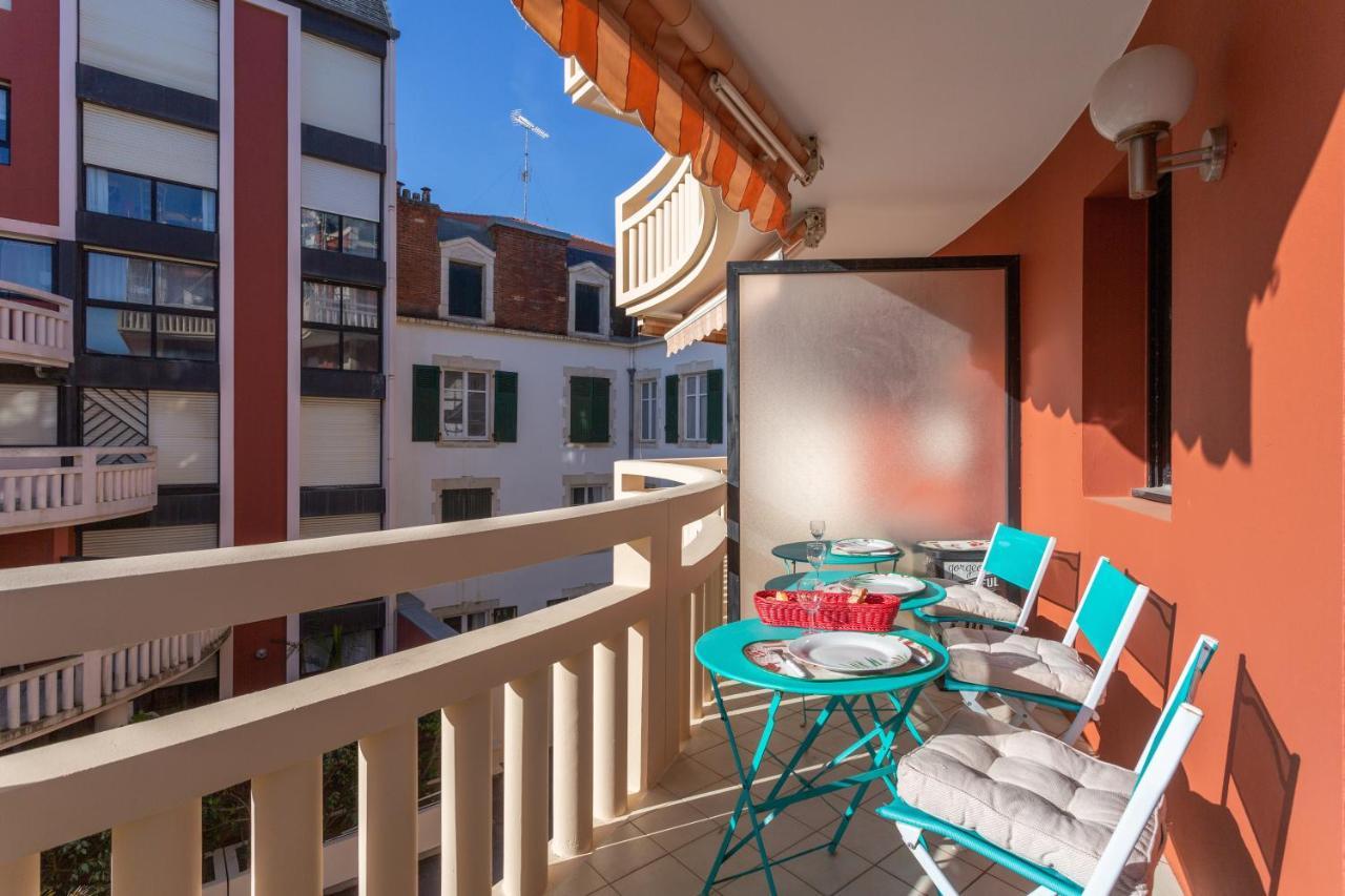 Le Queen Victoria Apartment Biarritz Exterior photo